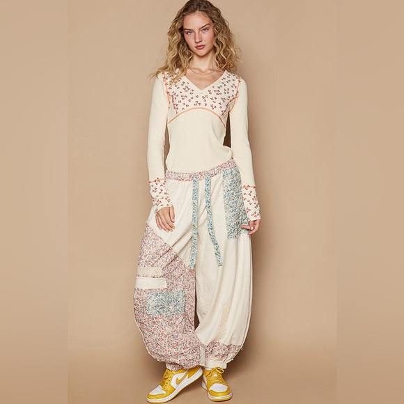 253B. Floral Print Patchwork Twill Jogger Pants - Oatmeal - Picture 7 of 7